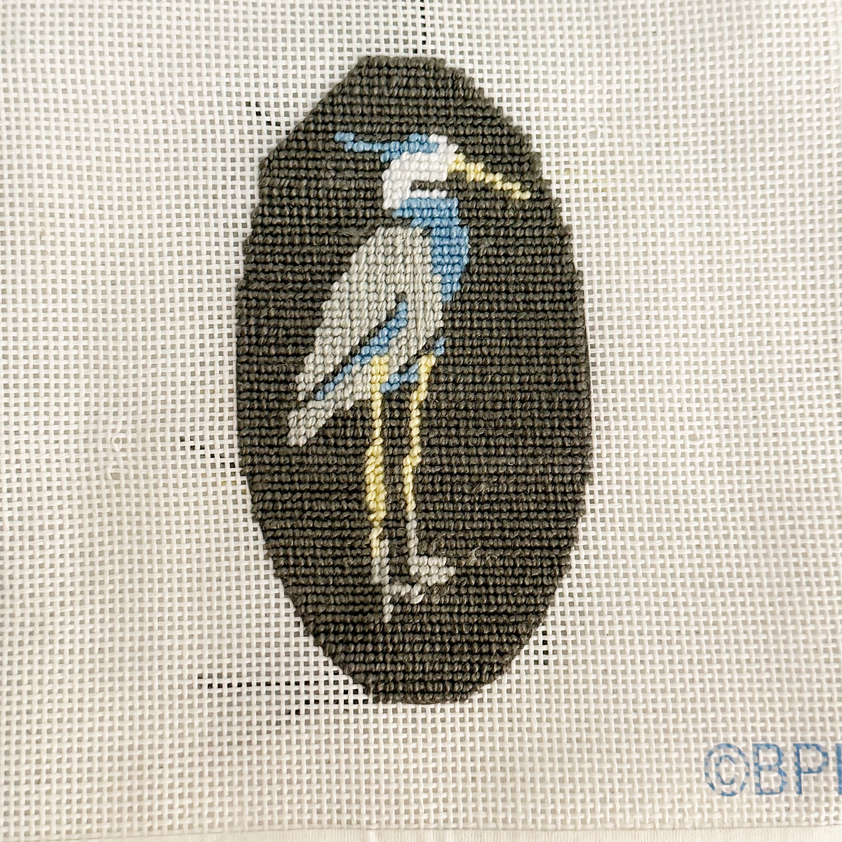 Heron Dark Oval