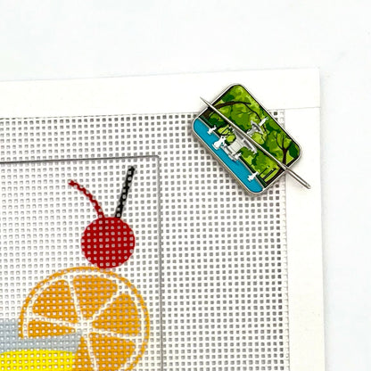Forsyth Fountain Needle-Minder
