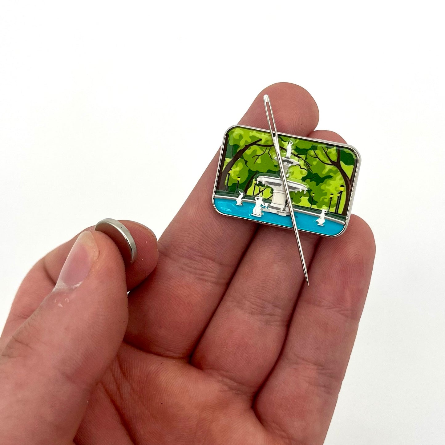 Forsyth Fountain Needle-Minder